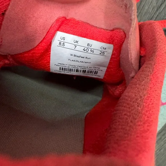 Lululemon W BlissFeel Run Shoes - Picture 7 of 8